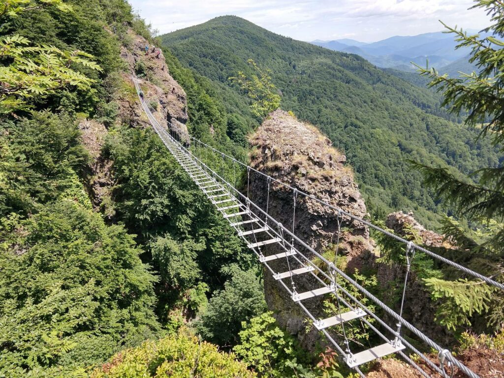 Apartmány Krahule v okolí Kremnice aktiivity pre rodiny s deťmi v prírode, lyžovanie v Krahuliach, Bežkovanie Biela Stopa, Via Ferrata Skalka, Kremnice